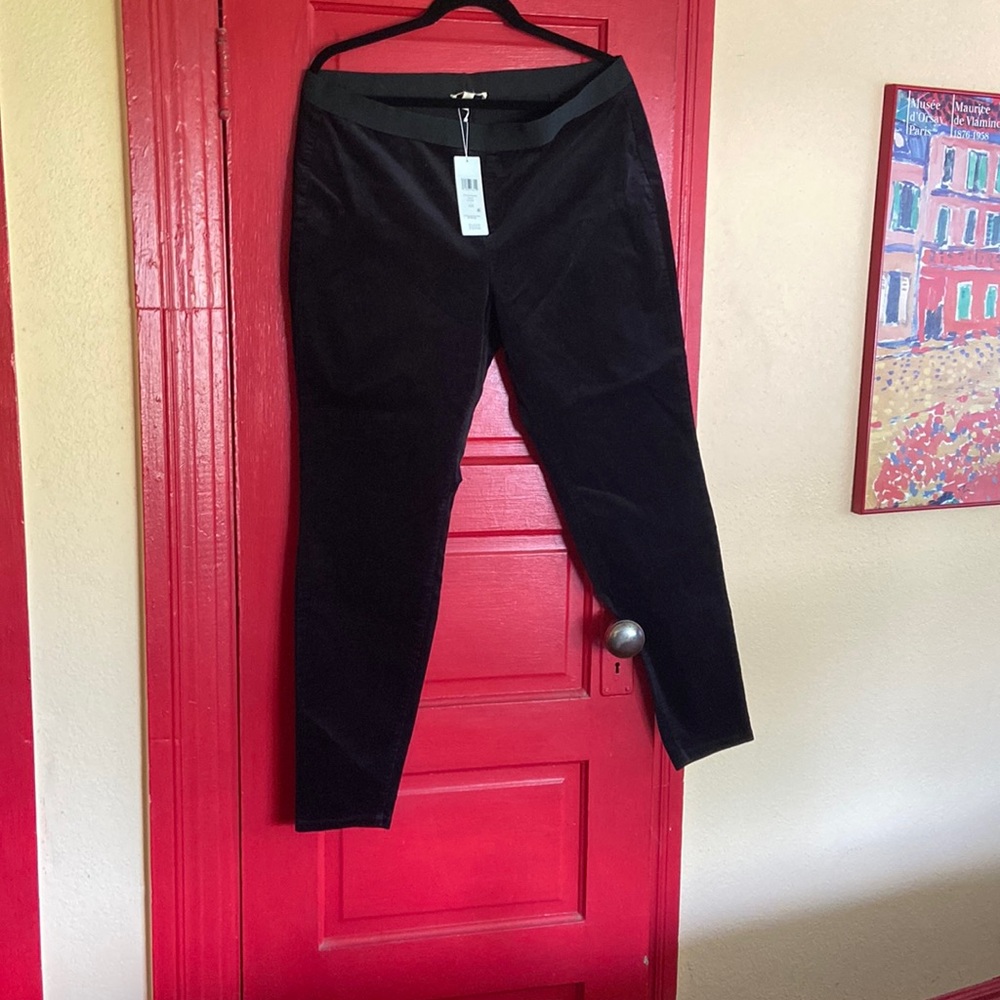 Eileen Fisher black leggings